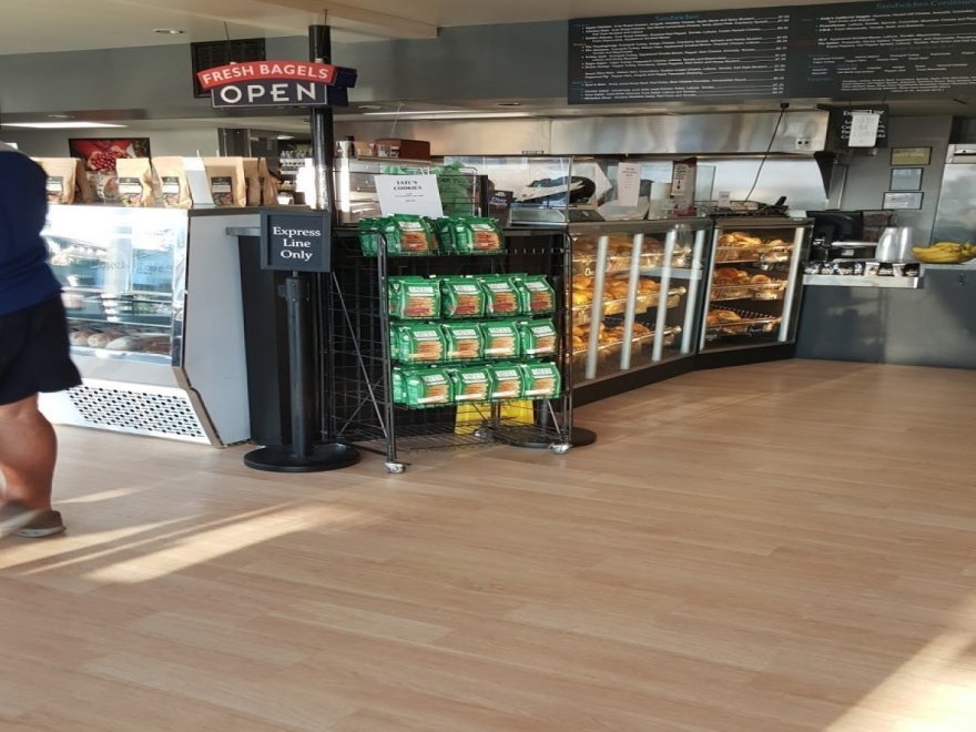 Über Bagels & Deli