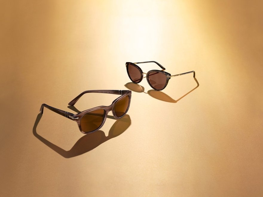 Sunglass Hut